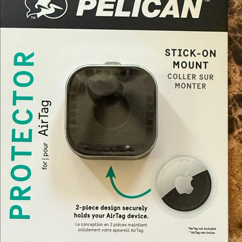 Pelican Black Stick-On Mount & keychain for AirTag